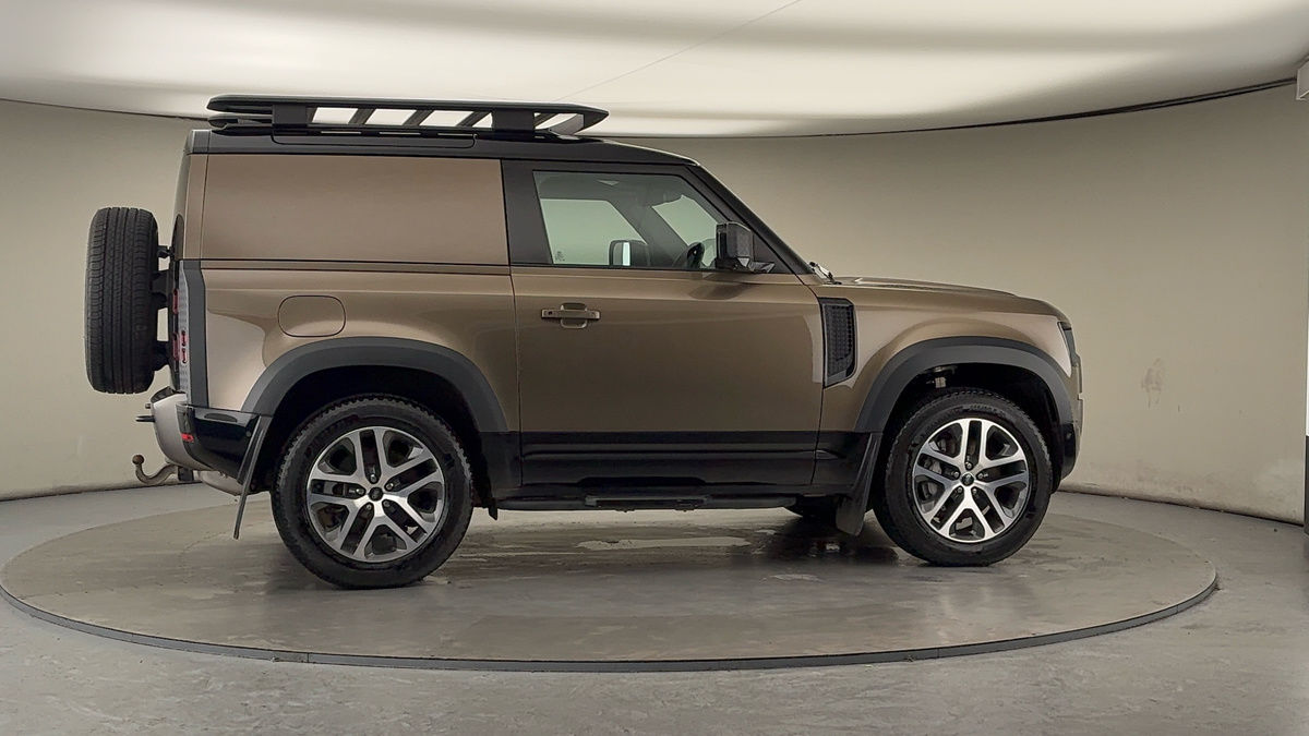 Used Land Rover Defender 2025 for sale - 77201049: Photo 37