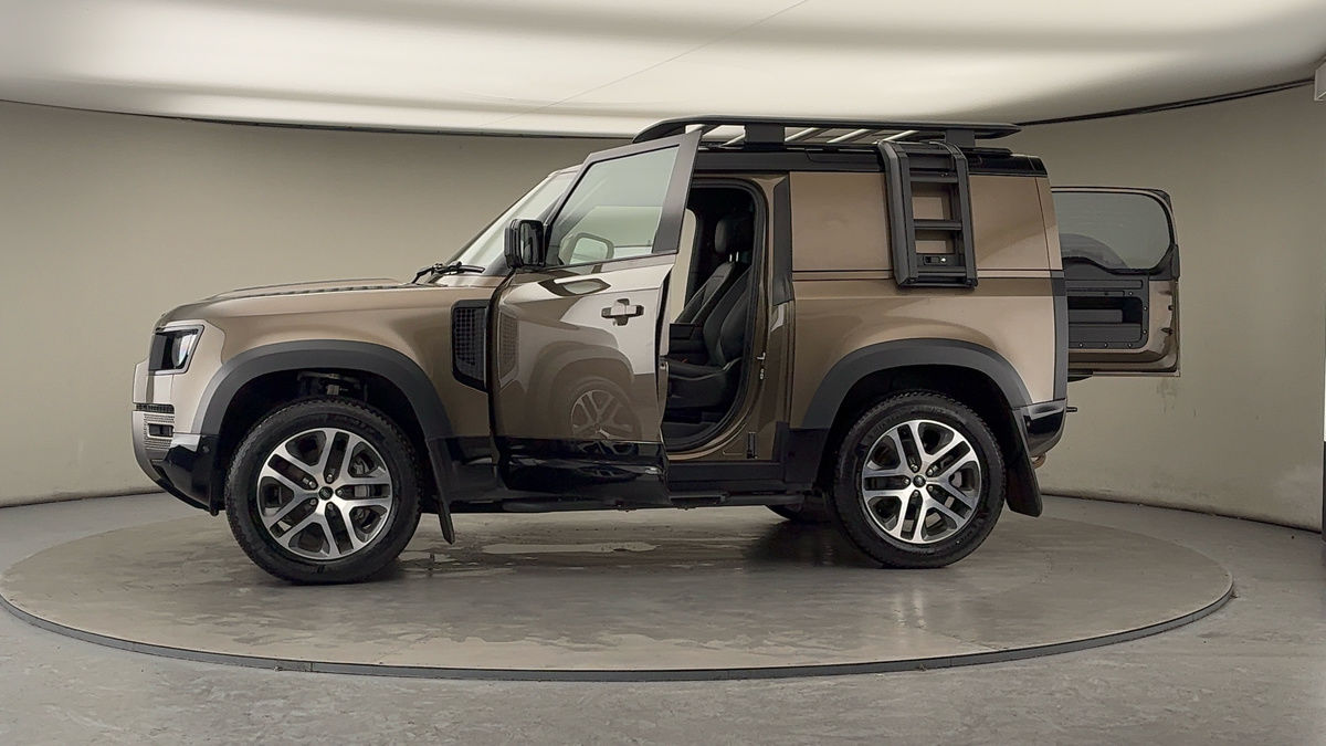 Used Land Rover Defender 2025 for sale - 77201049: Photo 47