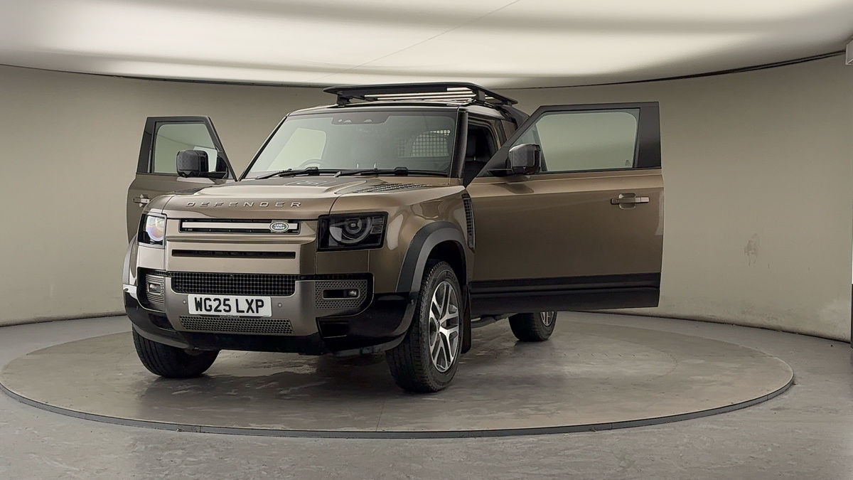 Used Land Rover Defender 2025 for sale - 77201049: Photo 50