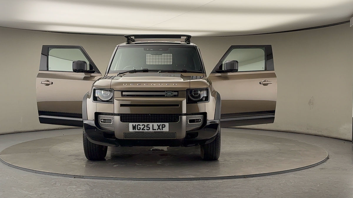 Used Land Rover Defender 2025 for sale - 77201049: Photo 51