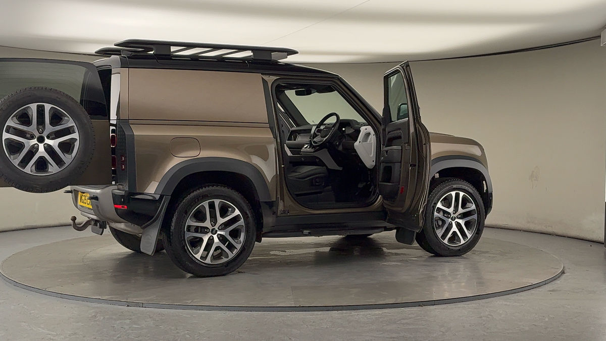 Used Land Rover Defender 2025 for sale - 77201049: Photo 57