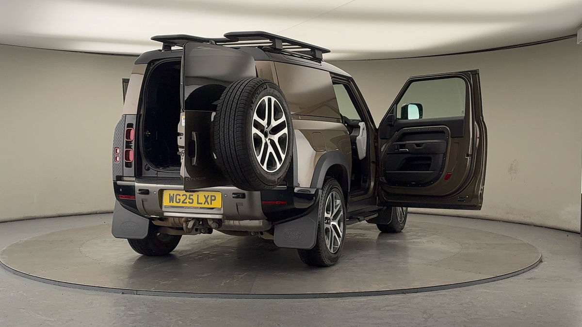 Used Land Rover Defender 2025 for sale - 77201049: Photo 59