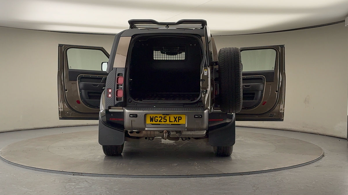Used Land Rover Defender 2025 for sale - 77201049: Photo 60