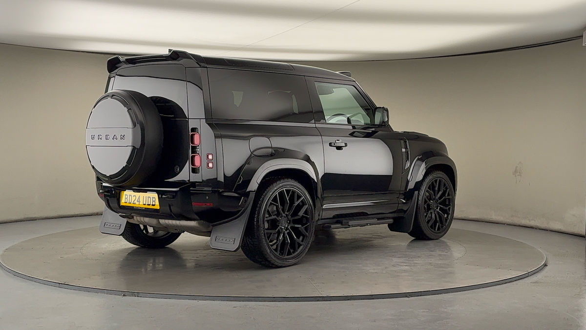 Used Land Rover Defender 90 2024 for sale - 76863664: Photo 21