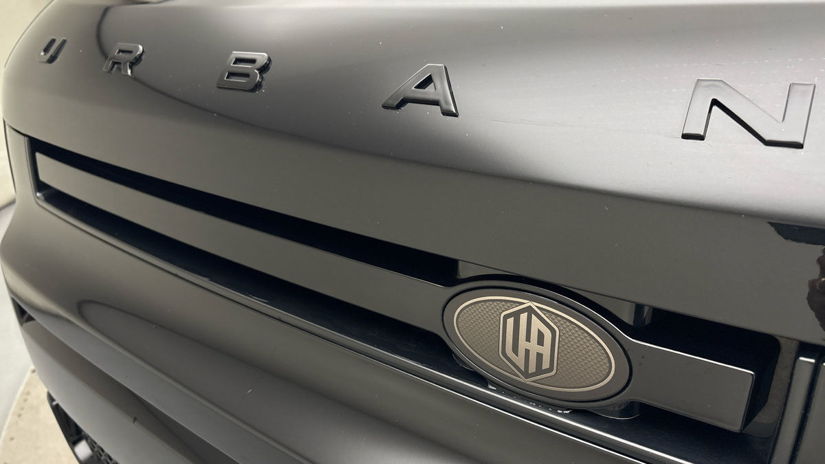 Used Land Rover Defender 90 2024 for sale - 76863664: Photo 24