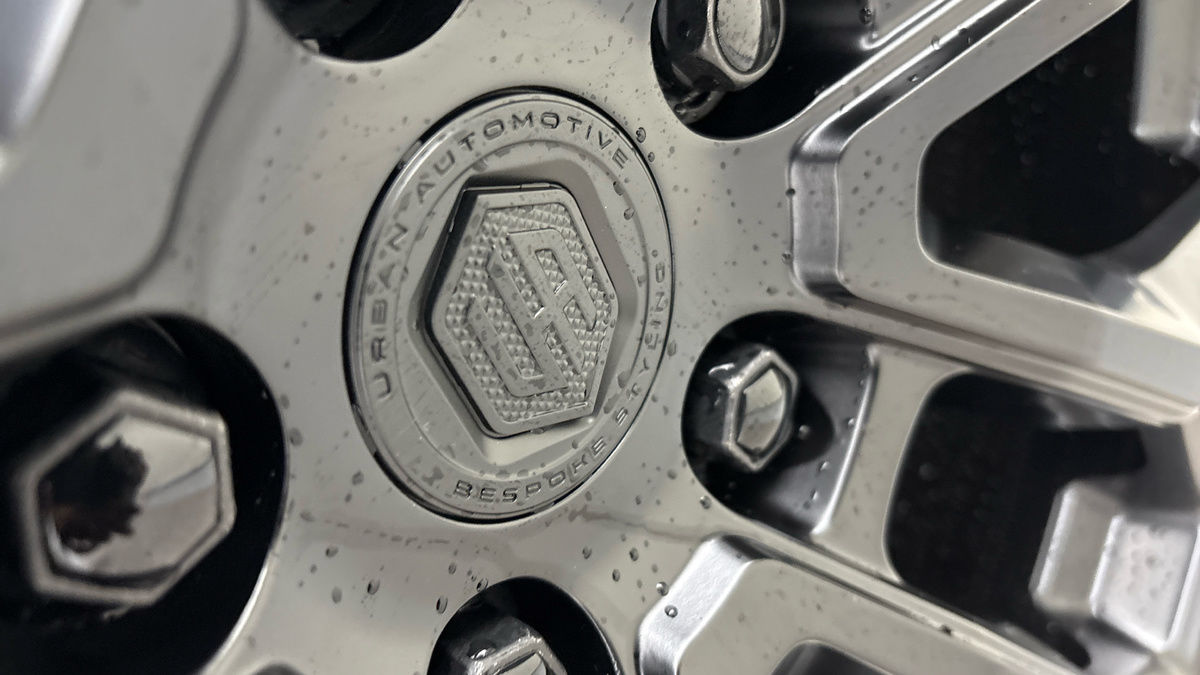 Used Land Rover Defender 90 2024 for sale - 76863664: Photo 27