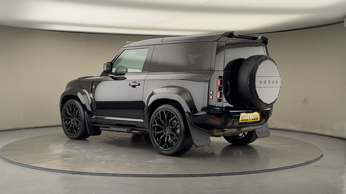 Used Land Rover Defender 90 2024 for sale - 76863664: Photo 30