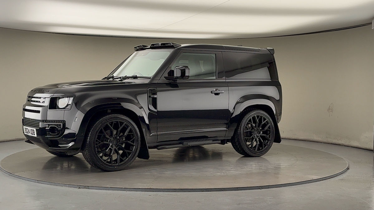 Used Land Rover Defender 90 2024 for sale - 76863664: Photo 34