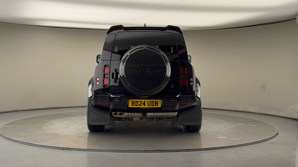 Used Land Rover Defender 90 2024 for sale - 76863664: Photo 4