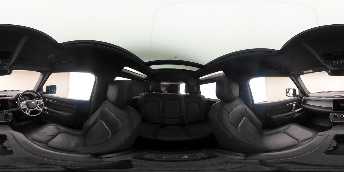 Used Land Rover Defender 90 2024 for sale - 76863664: Photo 49