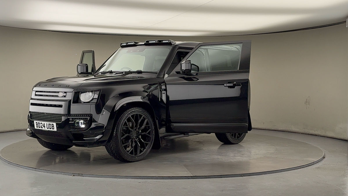 Used Land Rover Defender 90 2024 for sale - 76863664: Photo 54