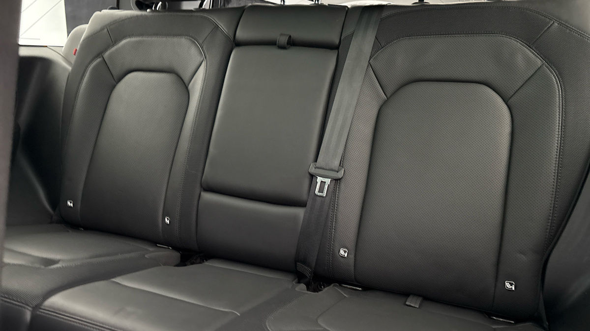 Used Land Rover Defender 90 2024 for sale - 76863664: Photo 8