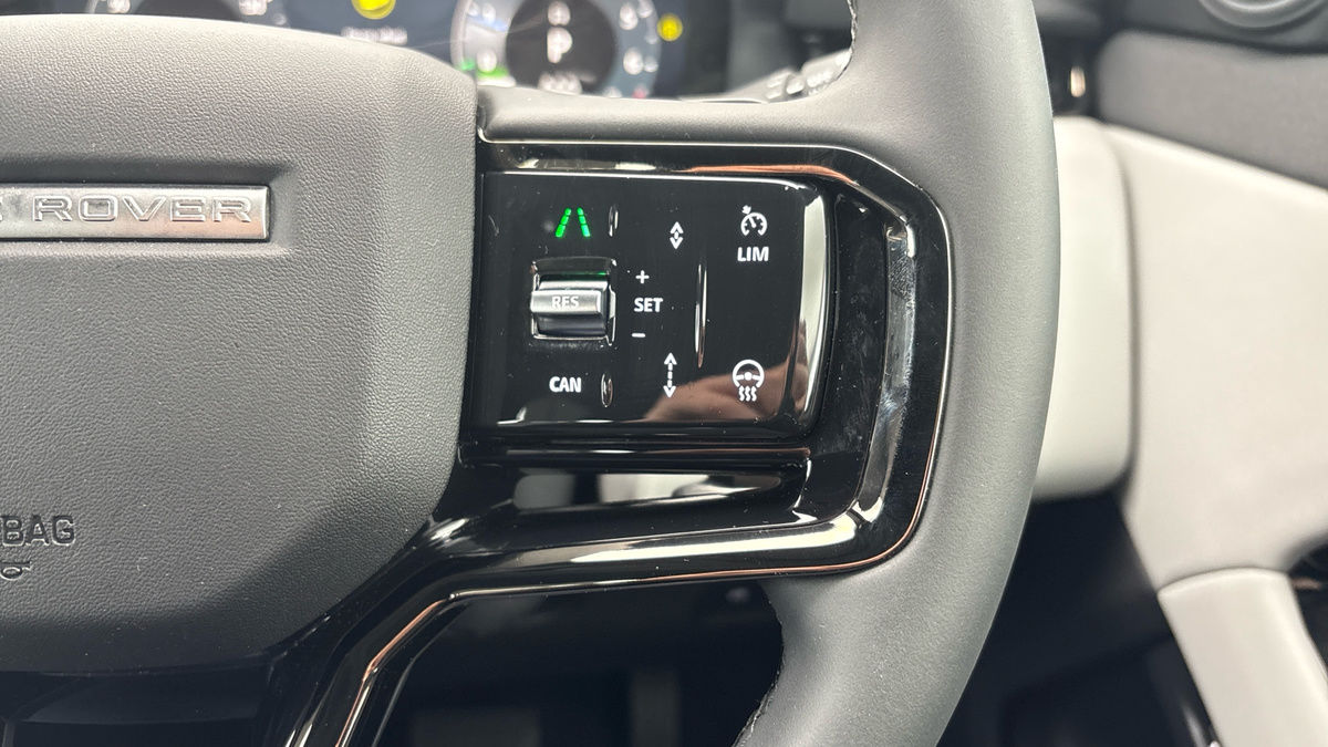 Used Land Rover Range Rover Evoque 2025 for sale - 77937574: Photo 14