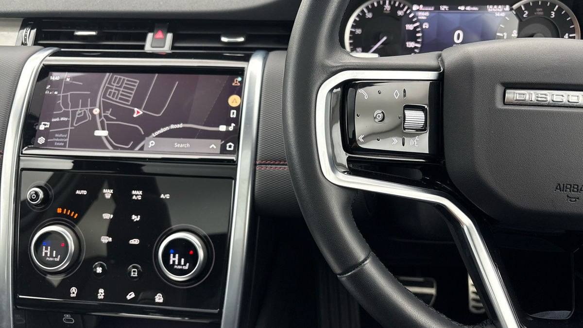 Used Land Rover Discovery Sport 2022 for sale - 76357239: Photo 13