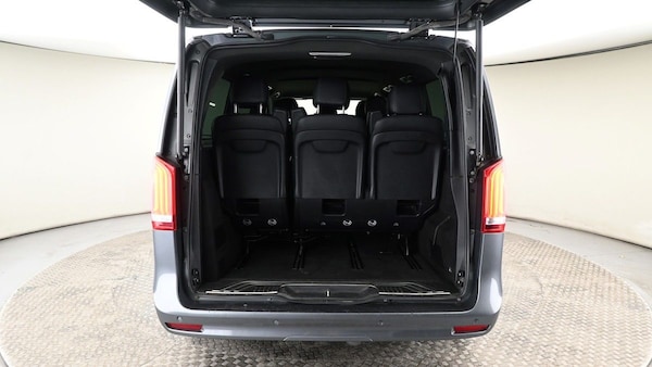 Used Mercedes-Benz V-Class 2023 for sale - 75123380: Photo 10
