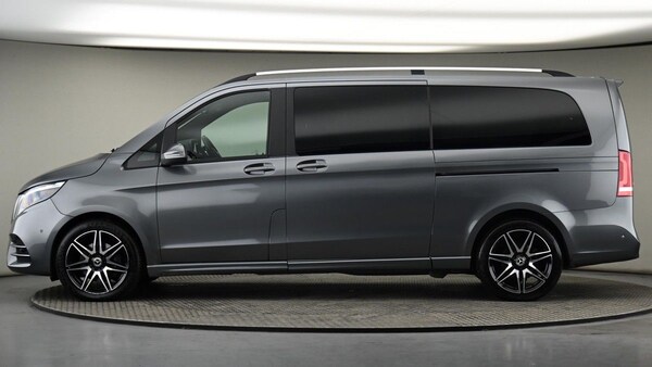 Used Mercedes-Benz V-Class 2023 for sale - 75123380: Photo 23