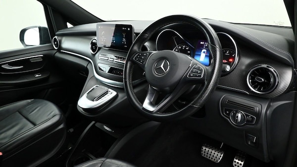 Used Mercedes-Benz V-Class 2023 for sale - 75123380: Photo 3