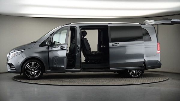 Used Mercedes-Benz V-Class 2023 for sale - 75123380: Photo 50