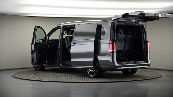 Used Mercedes-Benz V-Class 2023 for sale - 75123380: Photo 53