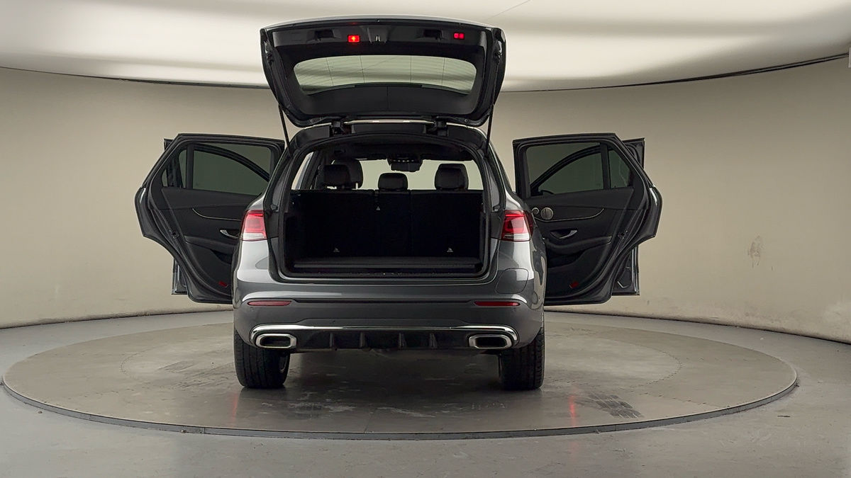 Used Mercedes-Benz GLC 2021 for sale - 76784701: Photo 60