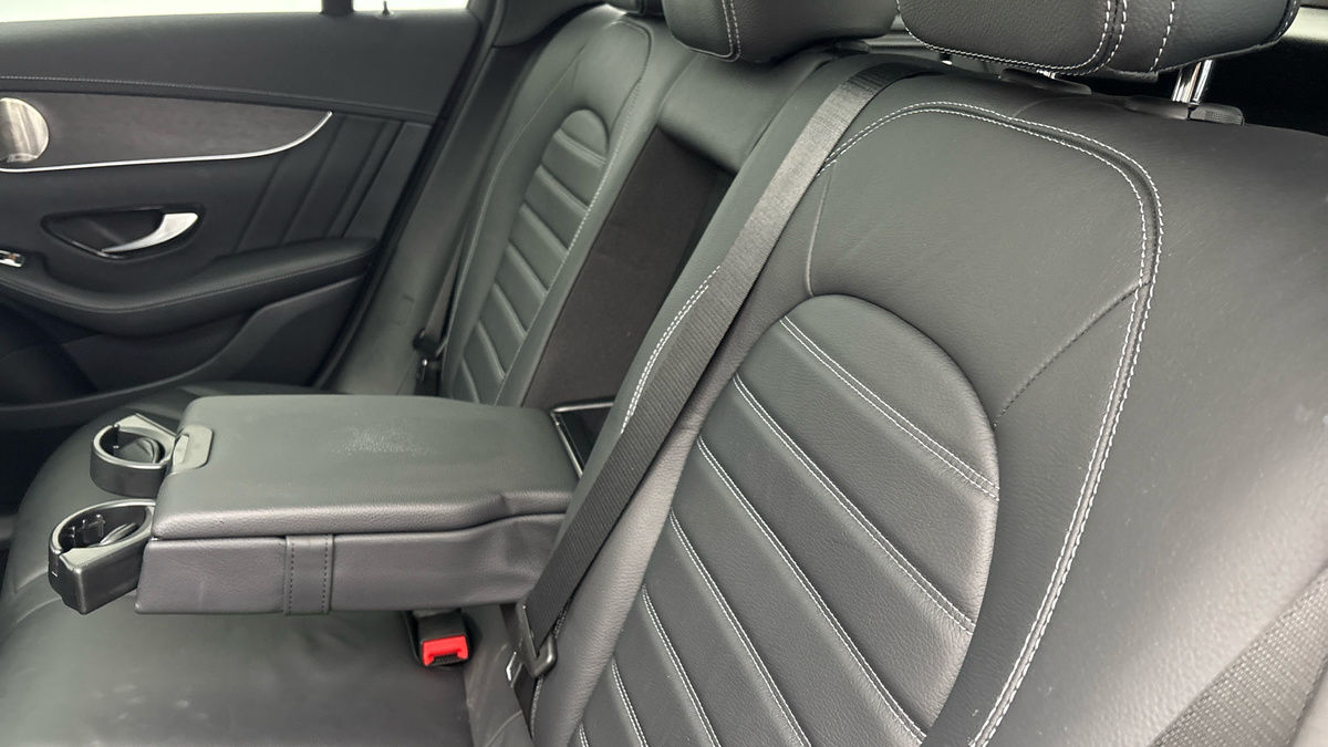 Used Mercedes-Benz GLC 2021 for sale - 76784701: Photo 9