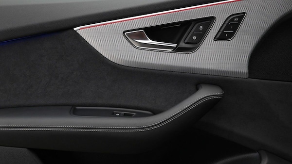 Used Audi RS Q8 2023 for sale - 76323899: Photo 31