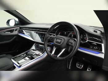 Used Audi RS Q8 2023 for sale - 76323899: Photo