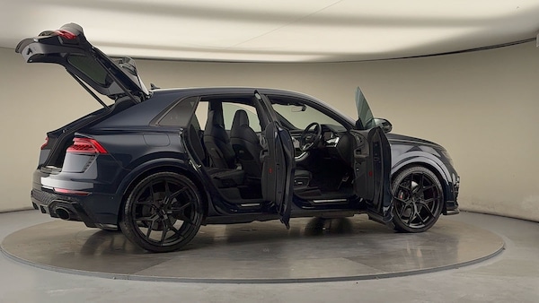 Used Audi RS Q8 2023 for sale - 76323899: Photo 91