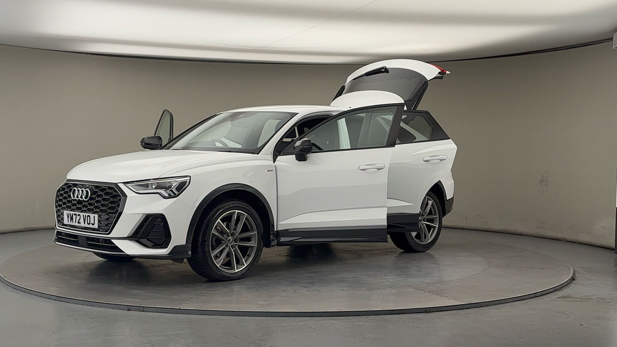 Used Audi Q3 2022 for sale - 77681547: Photo 22