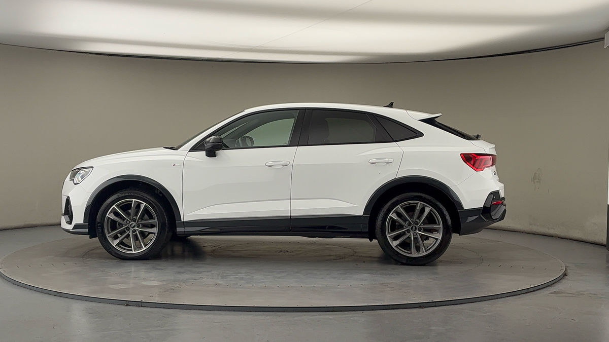 Used Audi Q3 2022 for sale - 77681547: Photo 27