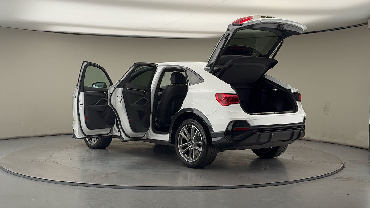 Used Audi Q3 2022 for sale - 77681547: Photo 43