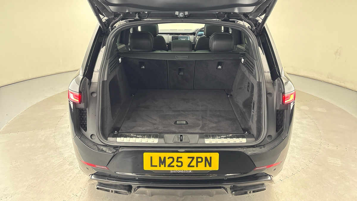 Used Land Rover Range Rover Sport 2025 for sale - 77384970: Photo 11