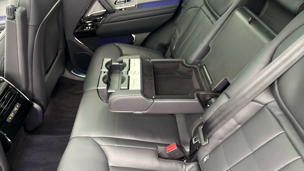 Used Land Rover Range Rover Sport 2025 for sale - 77384970: Photo 9