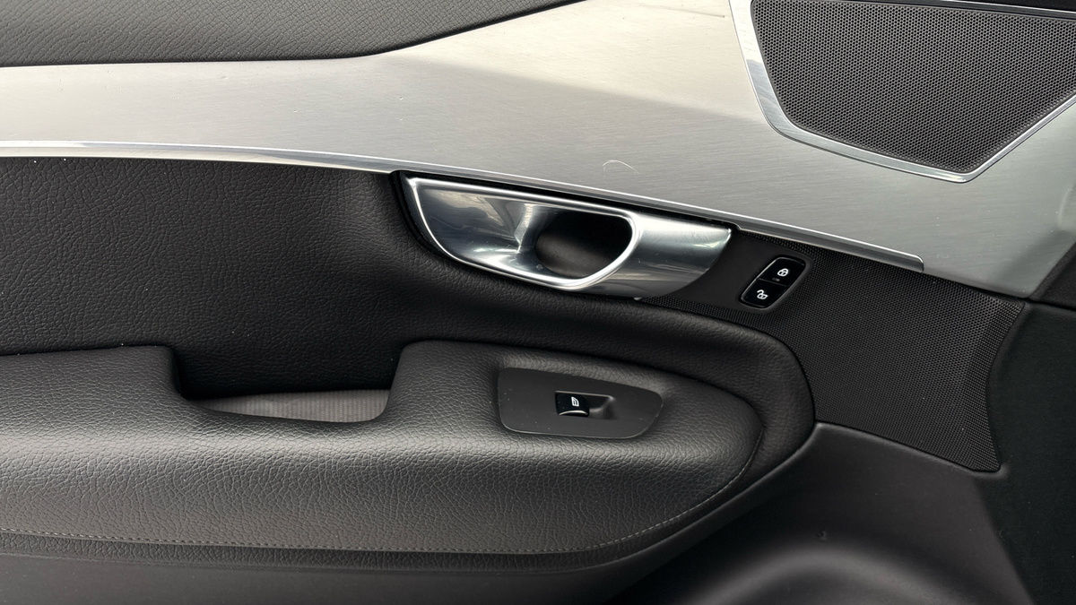 Used Volvo XC90 2018 for sale - 76725451: Photo 38