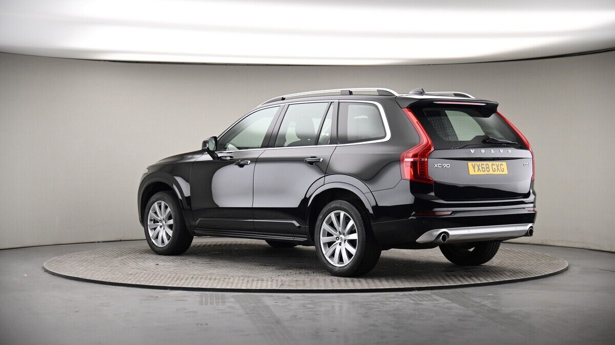 Used Volvo XC90 2018 for sale - 76725451: Photo 77