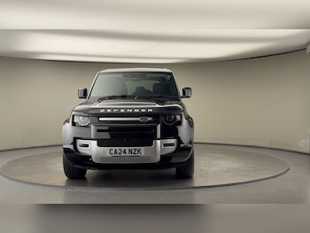 Used Land Rover Defender 2024 for sale - 78300136: Photo