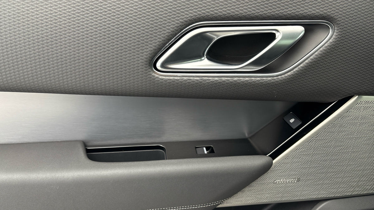 Used Land Rover Range Rover Velar 2022 for sale - 76863676: Photo 19