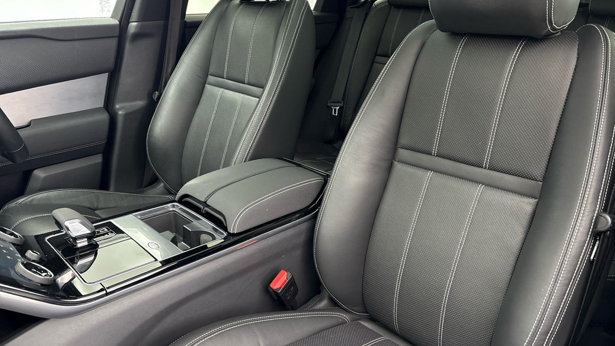 Used Land Rover Range Rover Velar 2022 for sale - 76863676: Photo 7