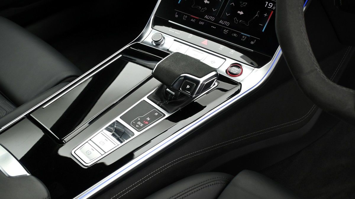 Used Audi RS7 2023 for sale - 75560607: Photo 2