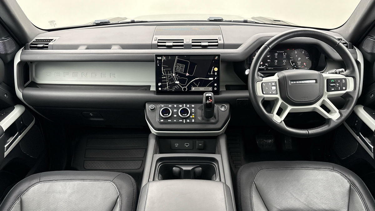 Used Land Rover Defender 110 2024 for sale - 76520963: Photo 12
