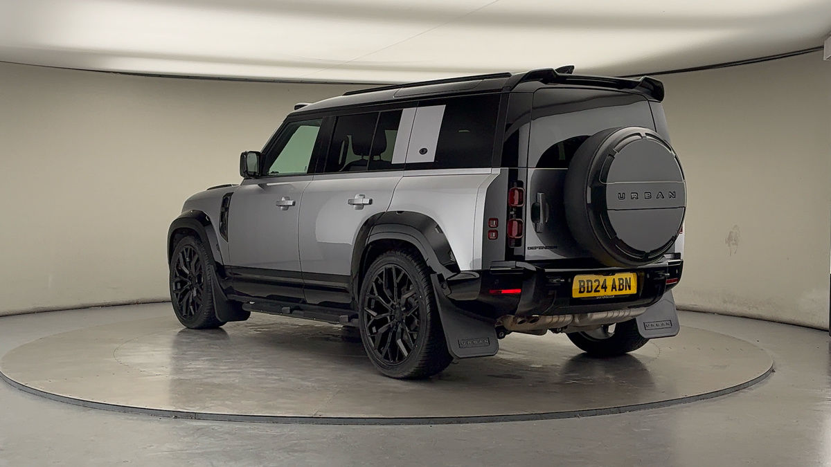 Used Land Rover Defender 110 2024 for sale - 76520963: Photo 2