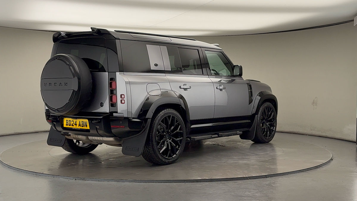 Used Land Rover Defender 110 2024 for sale - 76520963: Photo 46