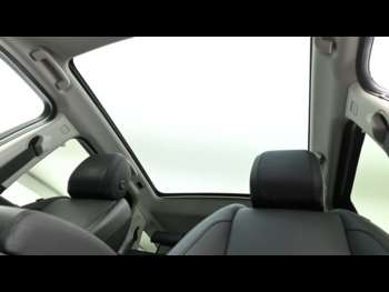Used Land Rover Discovery Sport 2021 for sale - 71137812: Photo