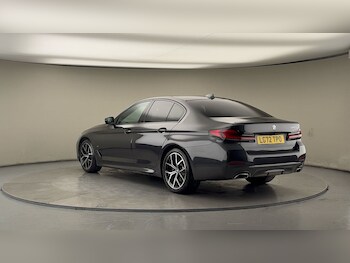 Used BMW 5 Series 2022 for sale - 77328900: Photo