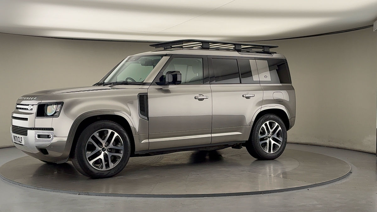 Used Land Rover Defender 110 2021 for sale - 76133299: Photo 29