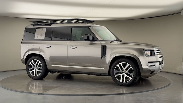 Used Land Rover Defender 110 2021 for sale - 76133299: Photo 35