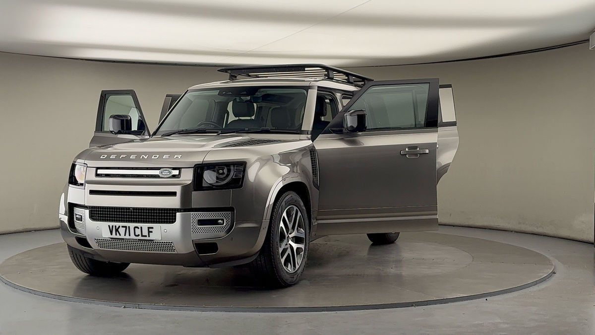 Used Land Rover Defender 110 2021 for sale - 76133299: Photo 50