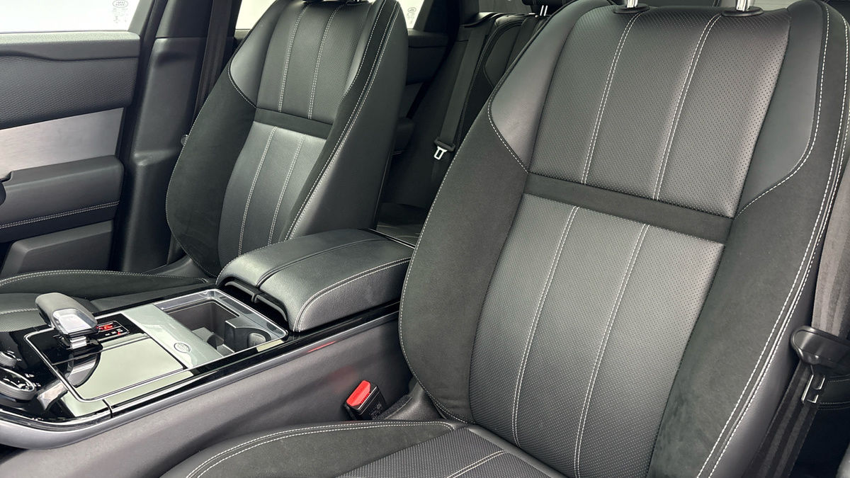 Used Land Rover Range Rover Velar 2021 for sale - 76313383: Photo 14