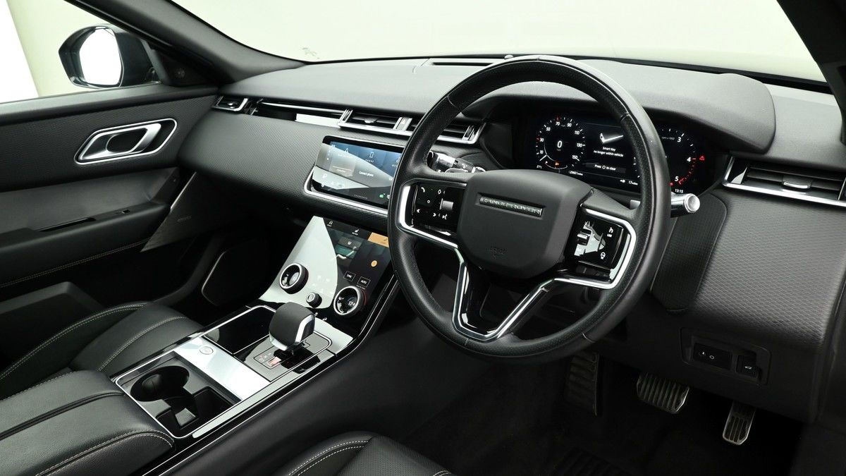 Used Land Rover Range Rover Velar 2021 for sale - 76313383: Photo 5