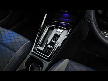Used Volkswagen Golf 2022 for sale - 74251542: Photo